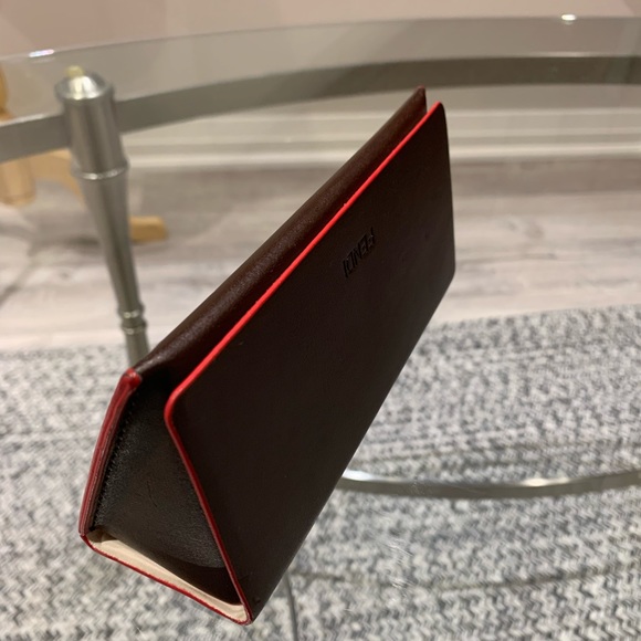 Fendi eye glass case - Picture 2 of 3